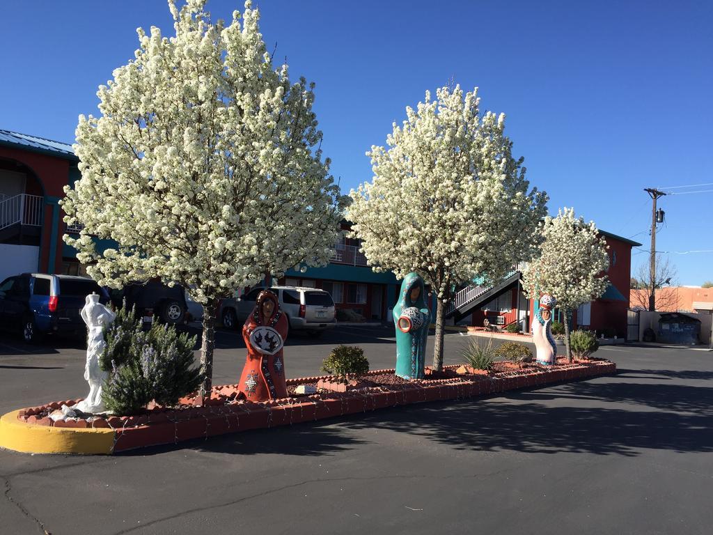 Sandia Peak Inn Old Town Abq, A Howard Johnson By Wyndham 阿尔伯克基 外观 照片