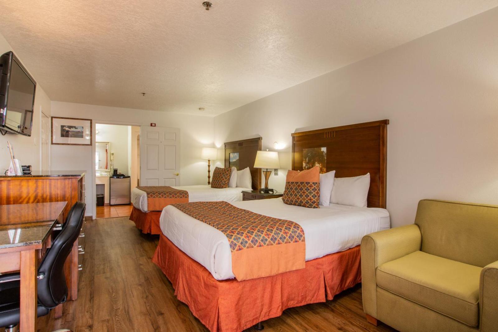 Sandia Peak Inn Old Town Abq, A Howard Johnson By Wyndham 阿尔伯克基 外观 照片